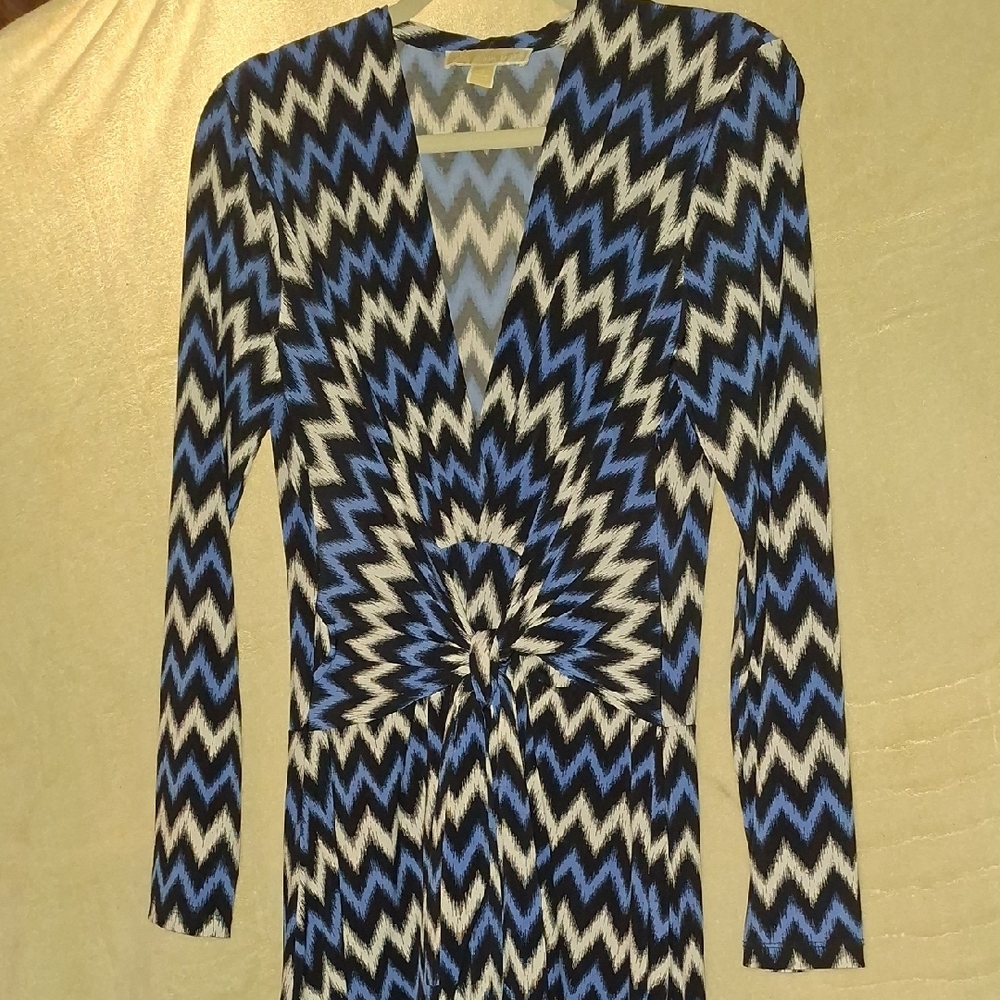 Michael KORS Blue and‎ White Zigzag Long Sleeve Dress